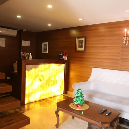 Golden Ring Farke e Madhe