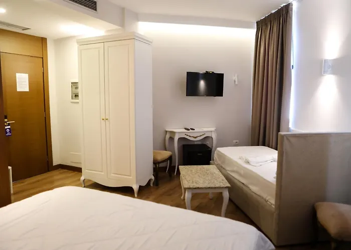 Golden Ring 4* Farke e Madhe