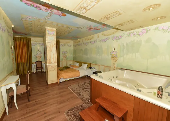 Golden Ring Otel Farke e Madhe